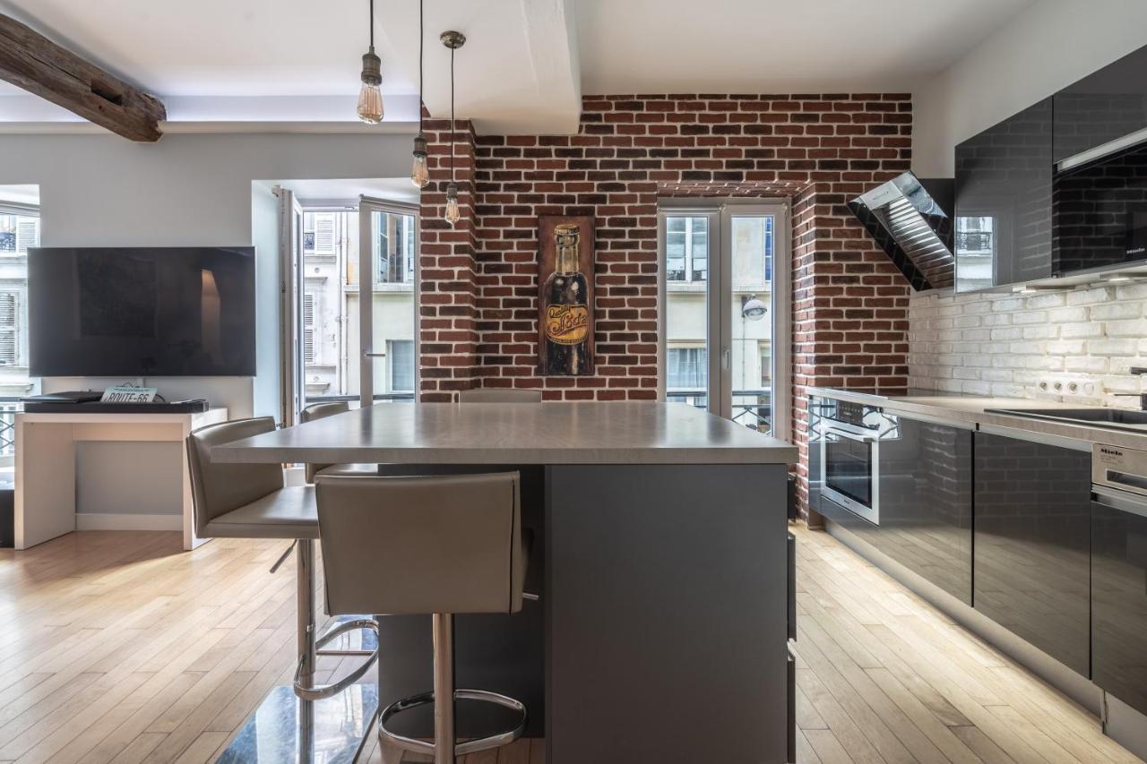Room In Apartment - Cosy Place In The Hear Of Paris Ngoại thất bức ảnh