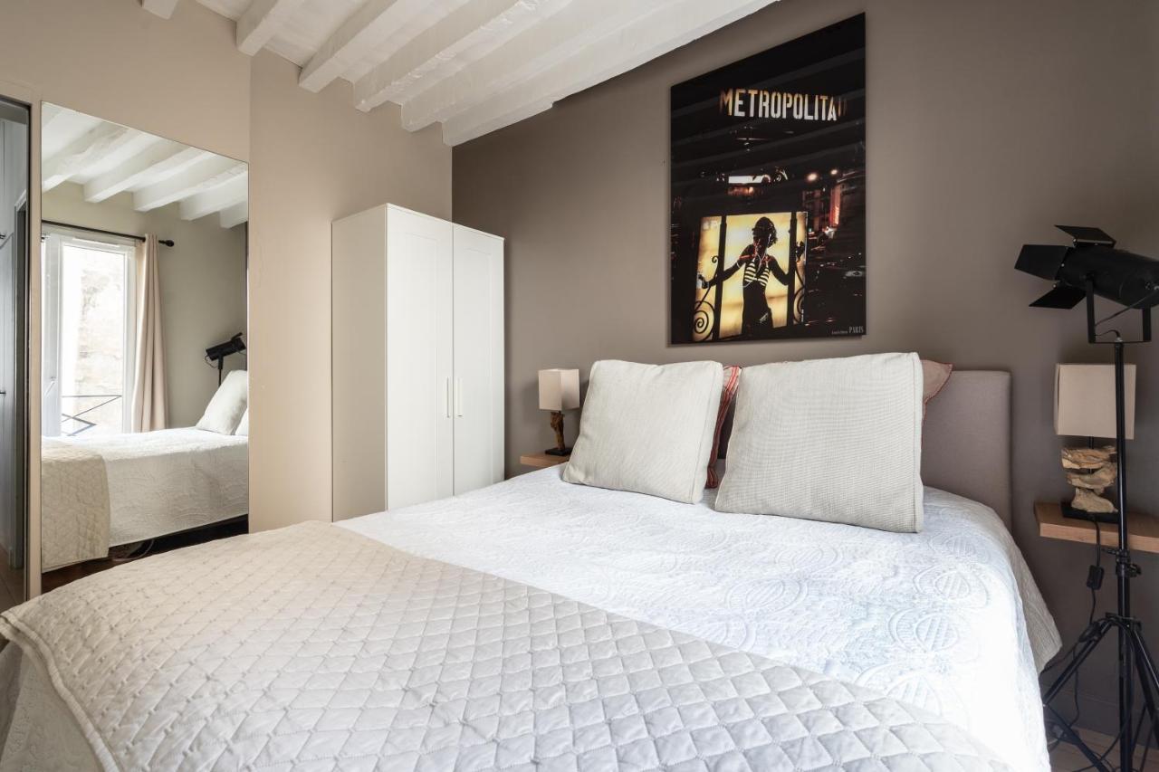 Room In Apartment - Cosy Place In The Hear Of Paris Ngoại thất bức ảnh