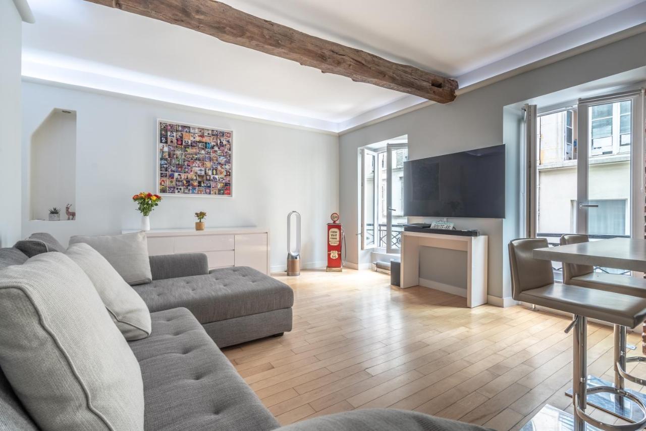 Room In Apartment - Cosy Place In The Hear Of Paris Ngoại thất bức ảnh